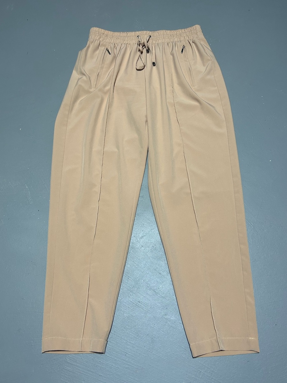 SOHO Apparel Lightweight Flowy Pants with Pockets and Drawstring (Size M)